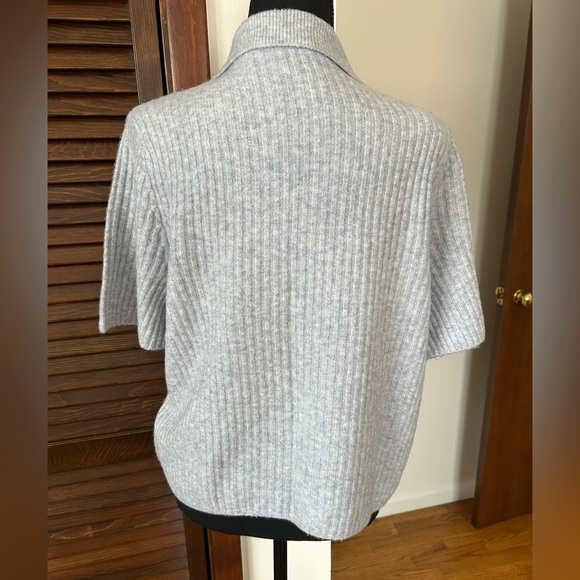 Gray Ribbed Short Sleeve Cardigan - Picture 4 of 6